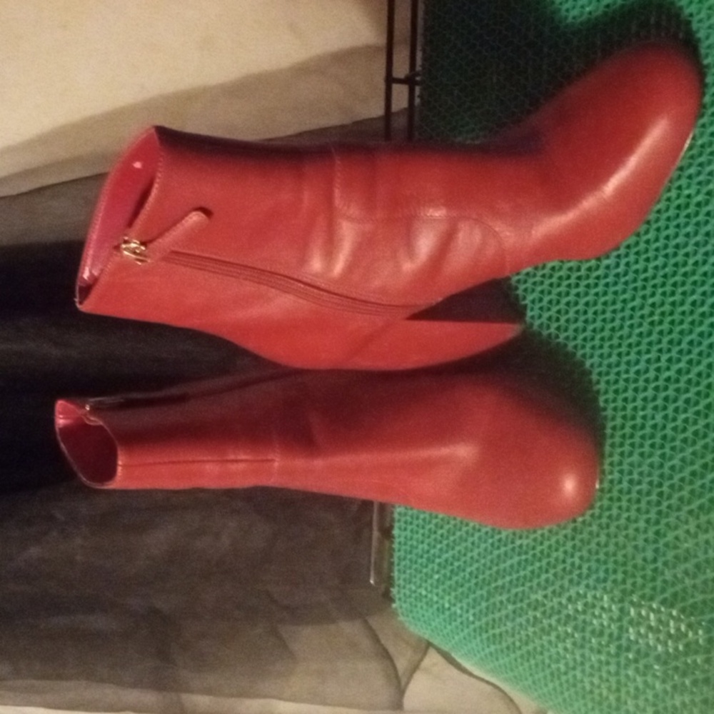 Boots by nine west